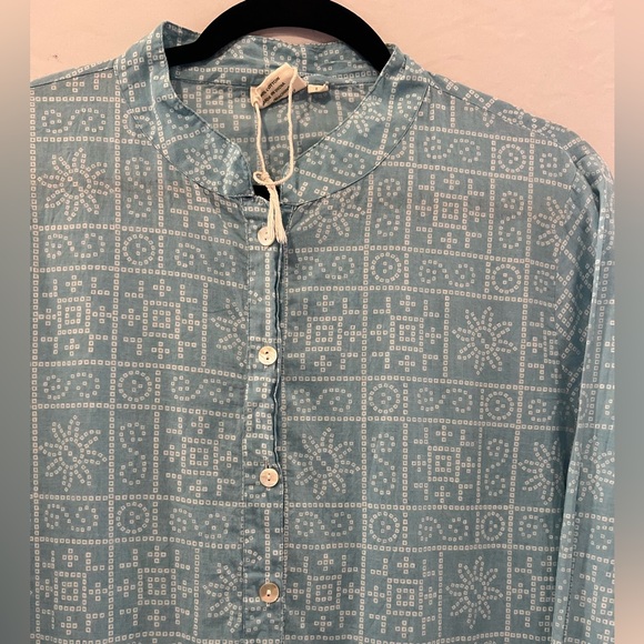 Elegant Blue and White Long Sleeve Dress - Picture 7 of 10